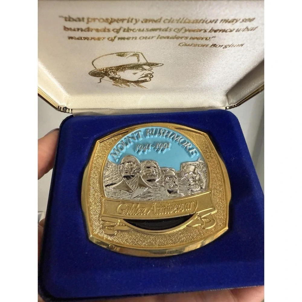 Mount Rushmore Golden Anniversary Belt Buckle - Golden Crest Jewelers In‎ Box